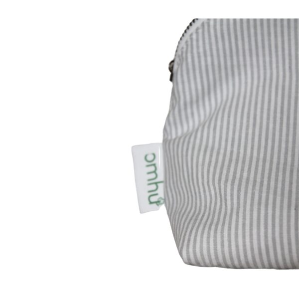 omhu makeup pung 34x24 cm - mini strib Lys Grå - Image 3